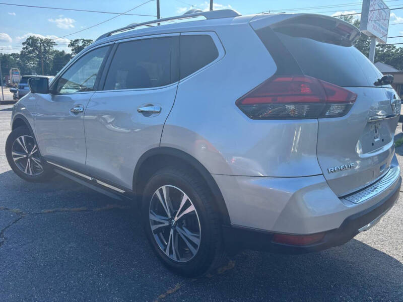 2017 Nissan Rogue SL