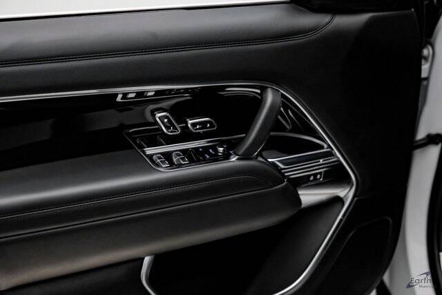 2024 Land Rover Range Rover P400 SE