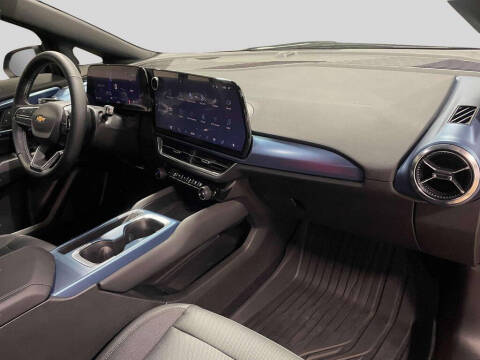 2024 Chevrolet Equinox EV LT