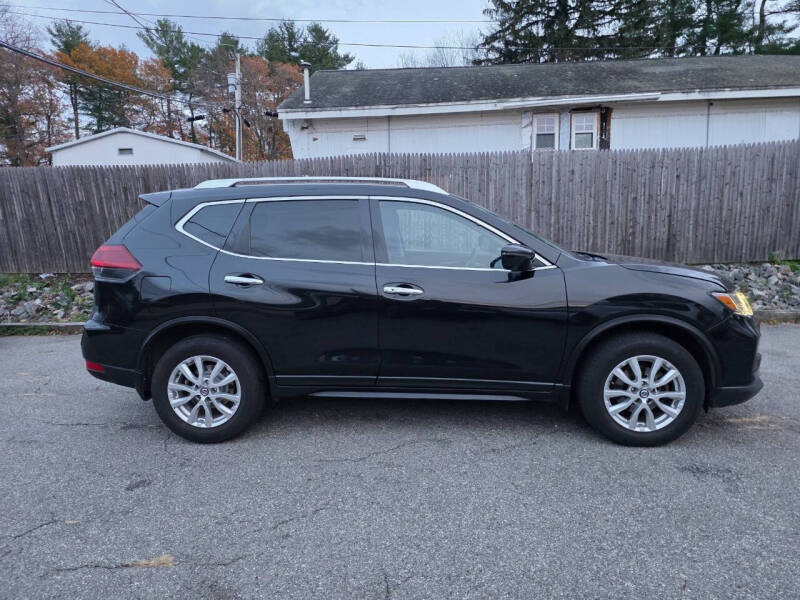 2018 Nissan Rogue SV