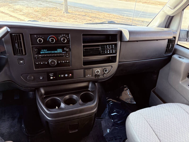 2016 Chevrolet Express LT 3500