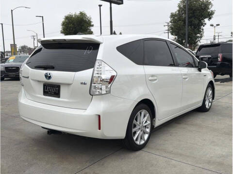 2013 Toyota Prius v