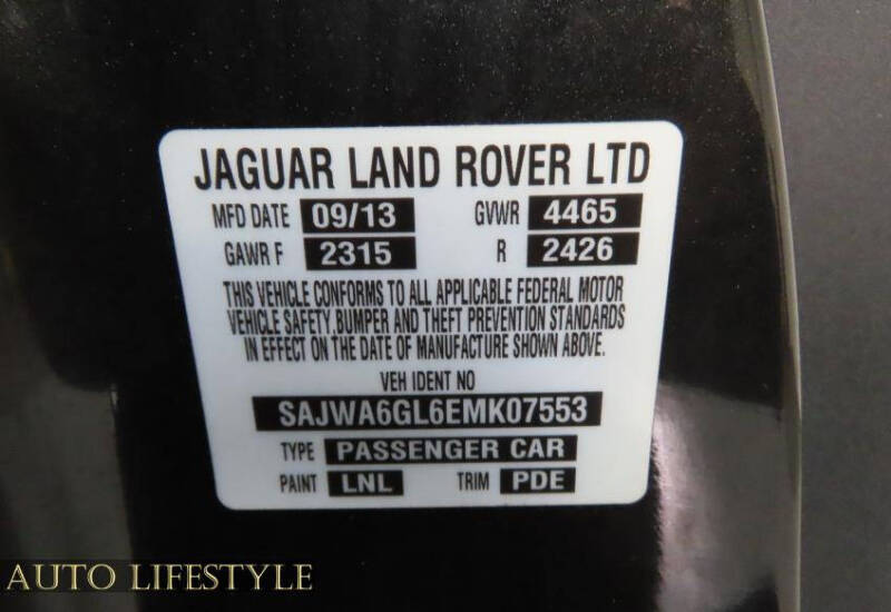 2014 Jaguar F-TYPE V8 S