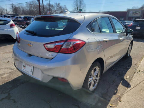 2017 Chevrolet Cruze LT Auto