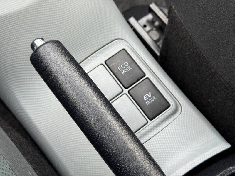 2014 Toyota Prius c Four
