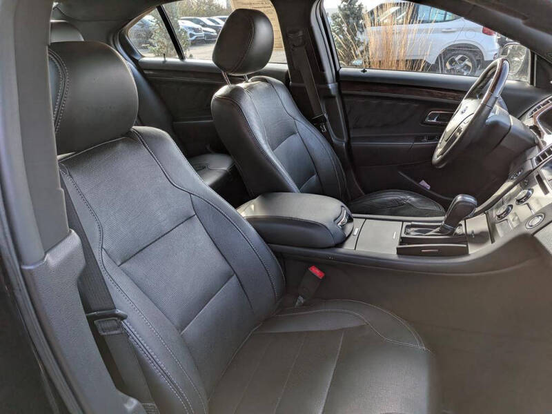 2015 Ford Taurus Limited