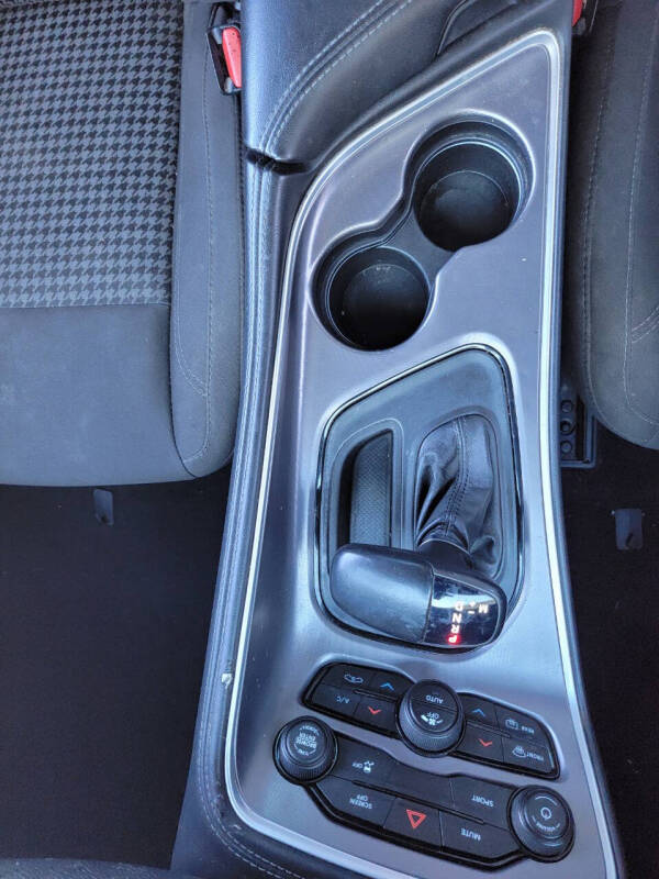 2020 Dodge Challenger SXT