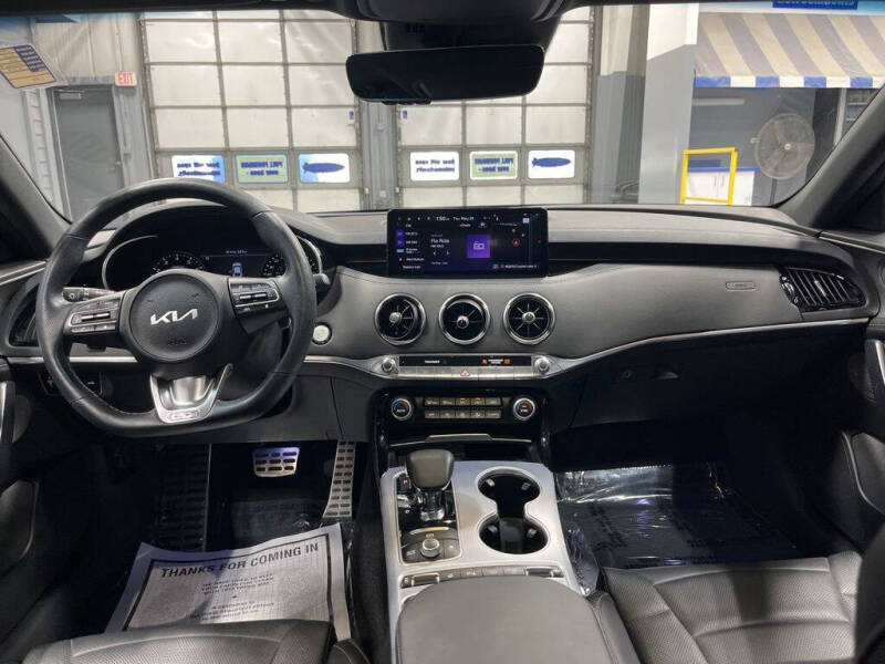 2022 Kia Stinger