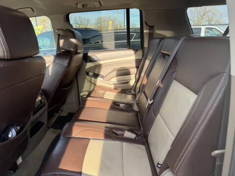 2017 Chevrolet Suburban LS