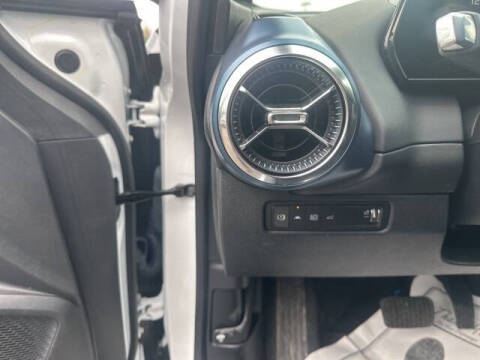 2026 Chevrolet Equinox EV LT 2