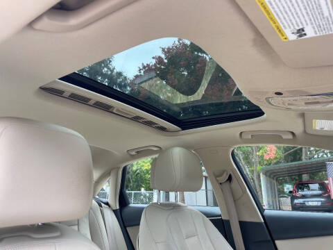 2017 Audi A4 2.0T quattro Premium Plus