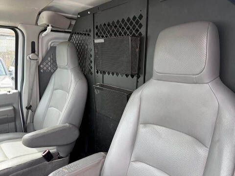 2013 Ford E-Series