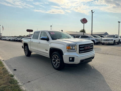 2015 GMC Sierra 1500 for sale at UNITED AUTO INC in South Sioux City NE