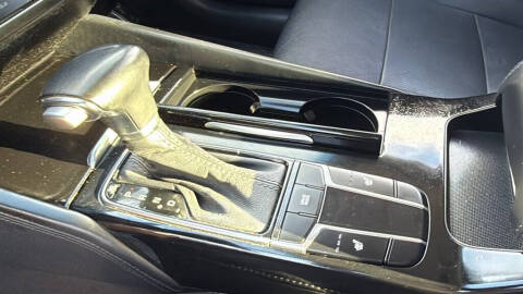 2017 Kia Cadenza Premium