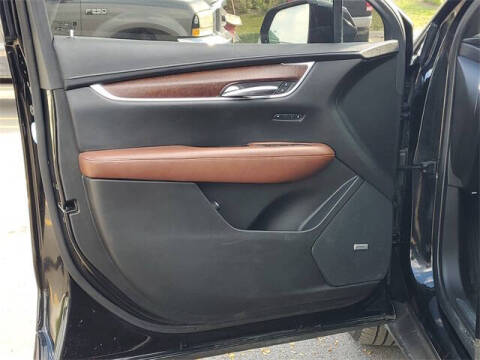 2020 Cadillac XT5 Sport