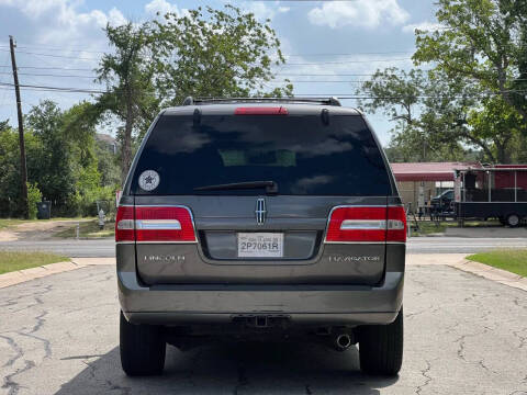 2014 Lincoln Navigator