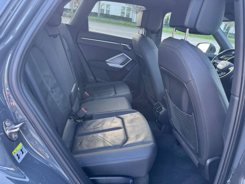 2019 Audi Q3 quattro Premium Plus 45 TFSI