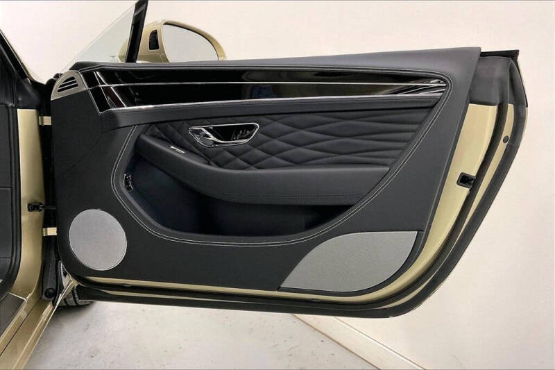 2024 Bentley Continental