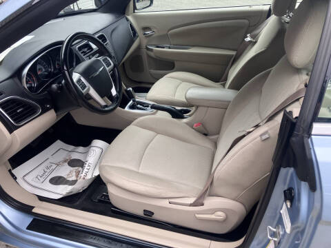 2012 Chrysler 200 Touring