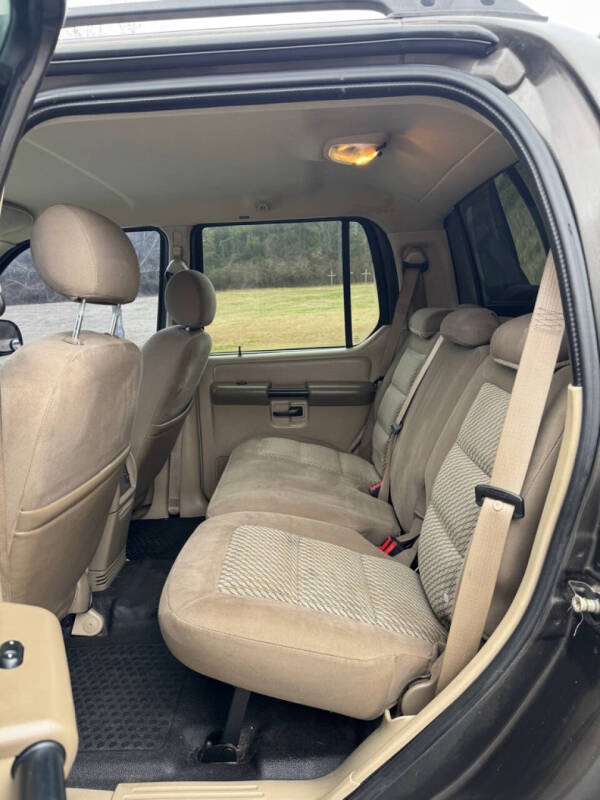 2005 Ford Explorer Sport Trac