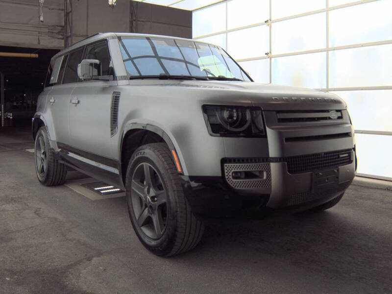 2022 Land Rover Defender 110 X-Dynamic SE