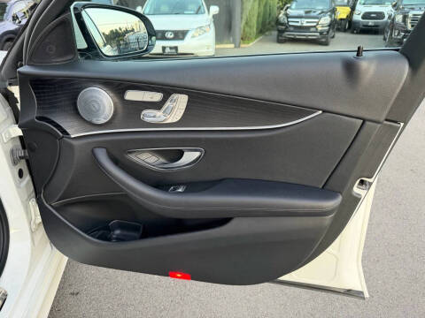 2018 Mercedes-Benz E-Class E 300