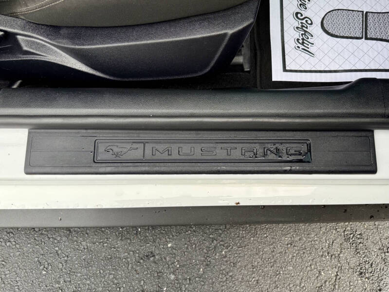 2019 Ford Mustang EcoBoost