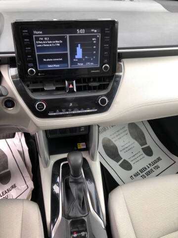 2022 Toyota Corolla Cross LE
