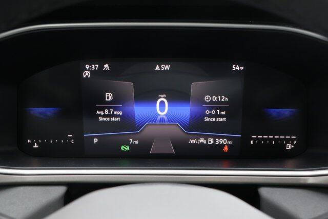 2025 Volkswagen Taos SE Black 4Motion