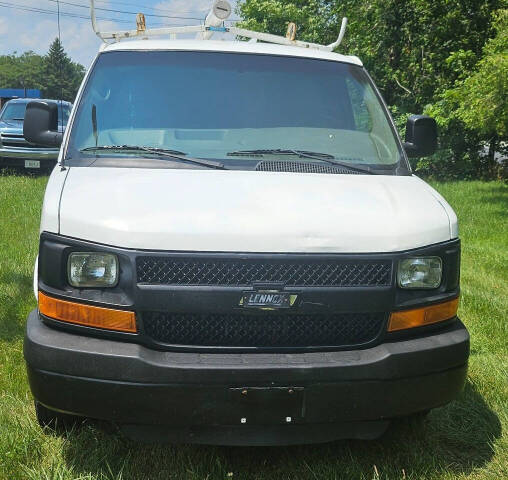 Used 2011 Chevrolet Express Cargo Work Van with VIN 1GCWGFCA0B1106491 for sale in New Lenox, IL