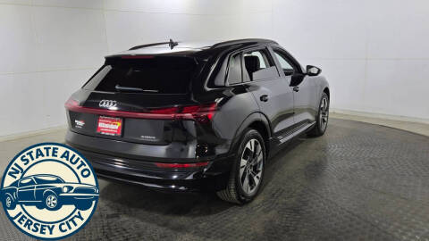 2021 Audi e-tron quattro Premium