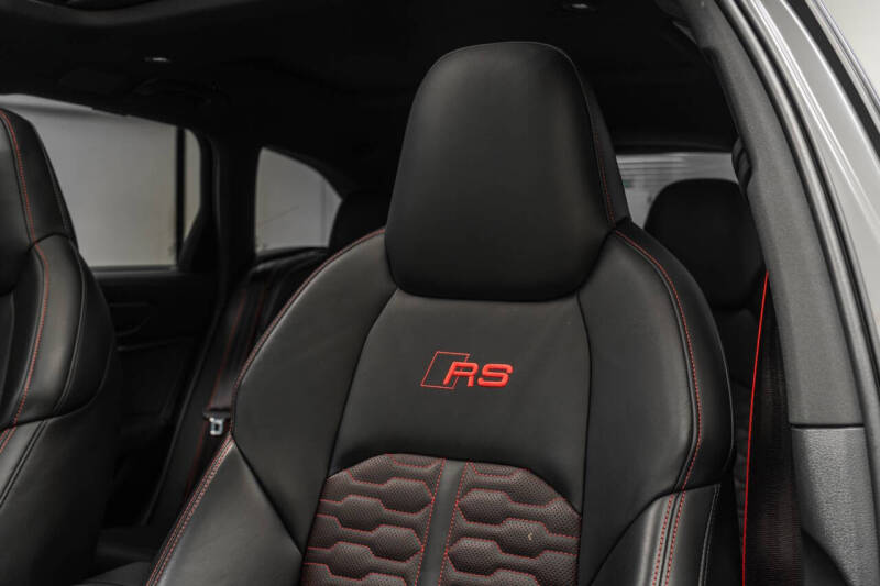 2024 Audi RS 6 Avant 4.0T quattro Avant performance