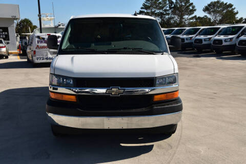 2017 Chevrolet Express LT 3500