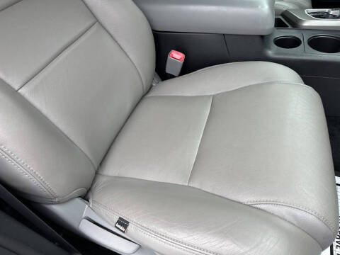 2016 Toyota Sequoia SR5