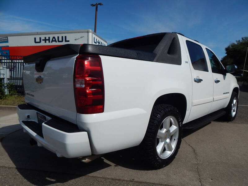 2008 Chevrolet Avalanche LTZ