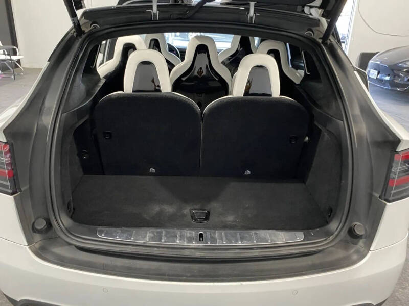 2016 Tesla Model X P90D