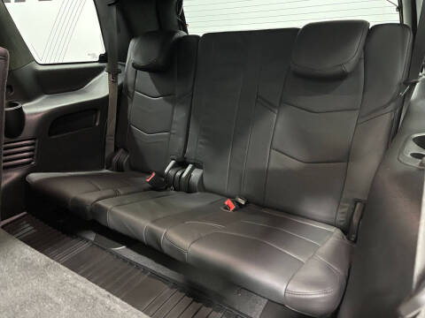 2018 Cadillac Escalade Platinum