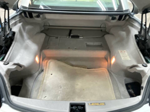 2004 Lexus SC 430