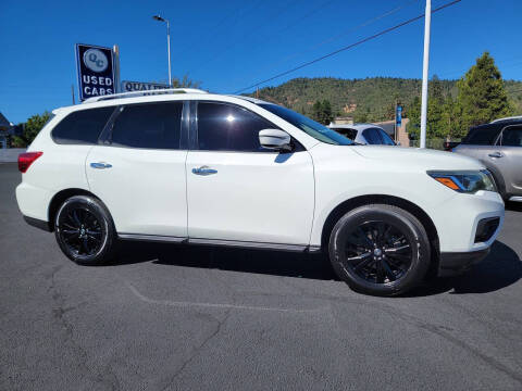 2017 Nissan Pathfinder SV