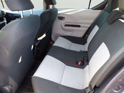 2014 Toyota Prius c Two