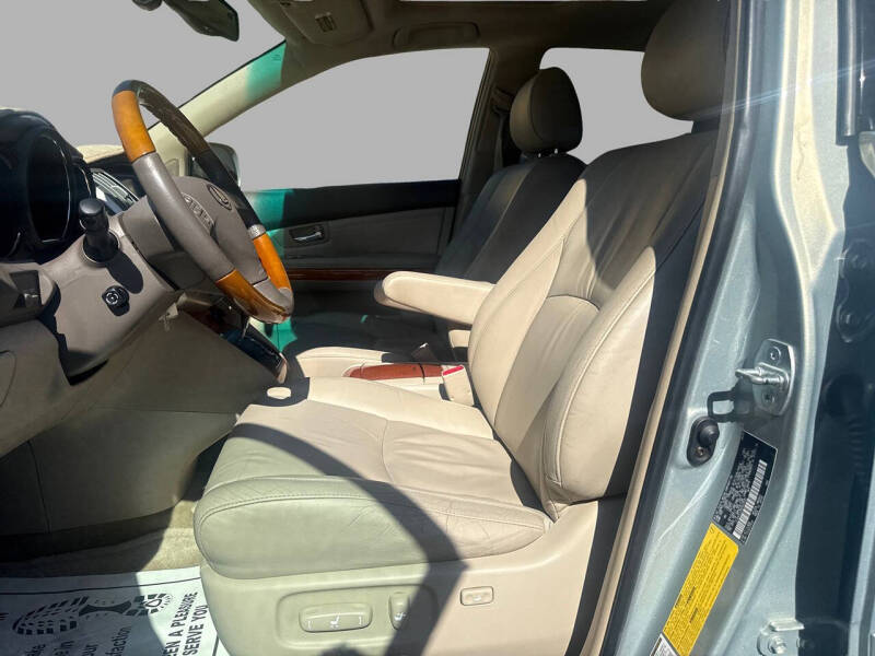 2004 Lexus RX 330