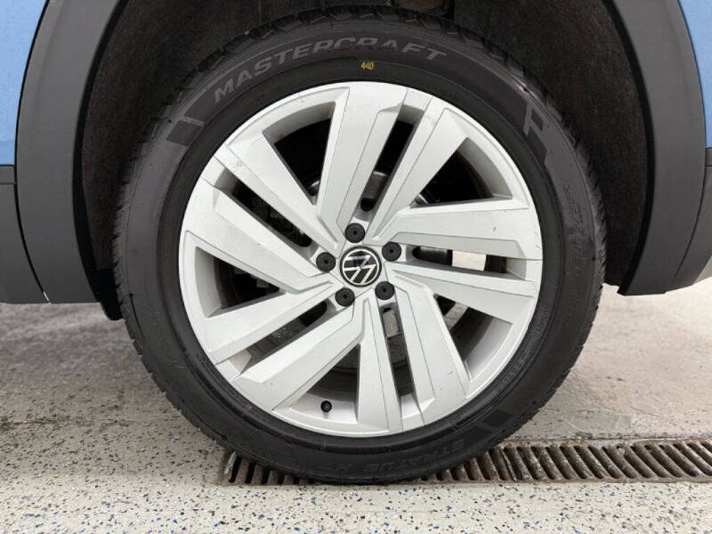 2020 Volkswagen Atlas Cross Sport SE 4Motion