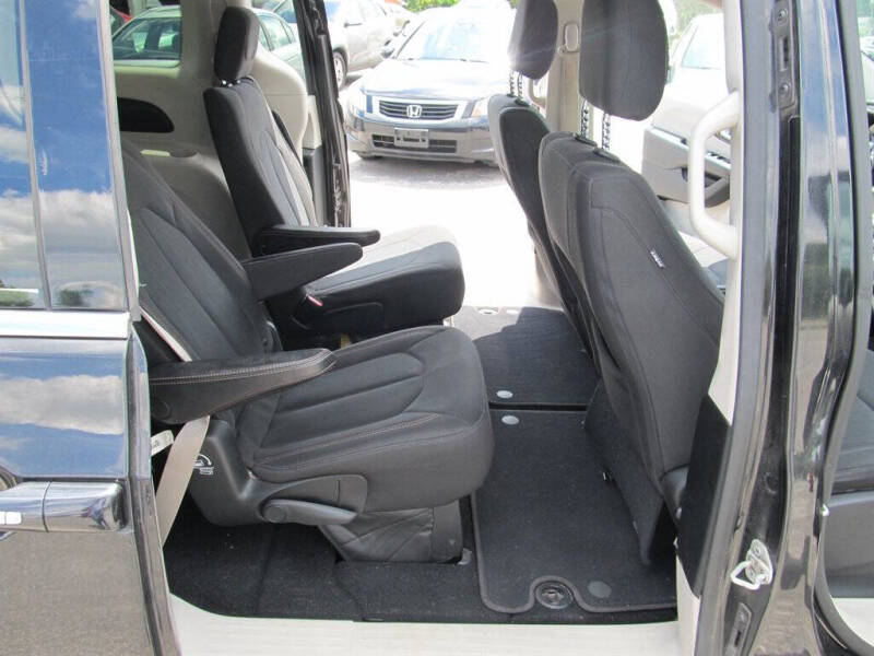 2018 Chrysler Pacifica Touring Plus