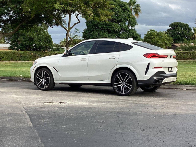 2020 BMW X6 M50i
