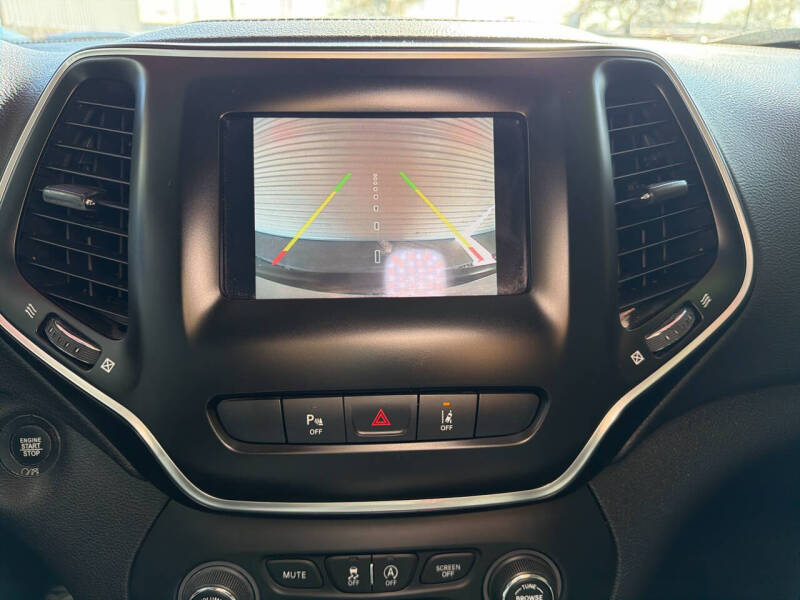 2021 Jeep Cherokee Latitude Plus