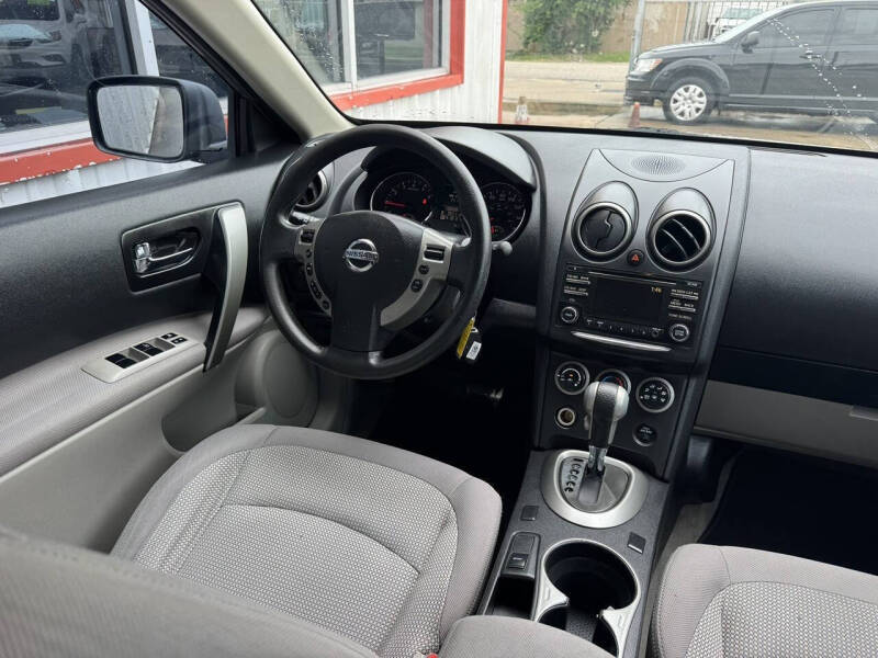 2012 Nissan Rogue SV