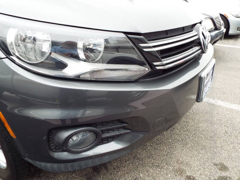 2012 Volkswagen Tiguan SE