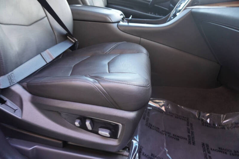 2020 Cadillac Escalade ESV Luxury