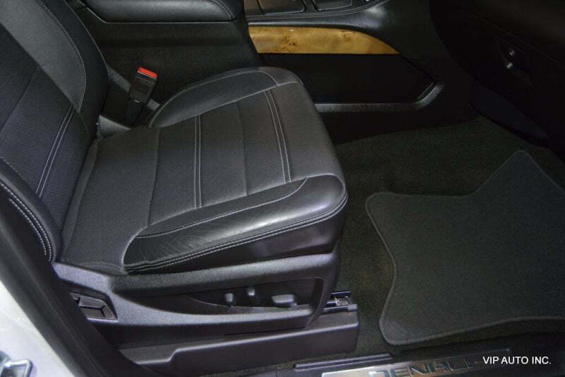 2017 GMC Yukon XL Denali