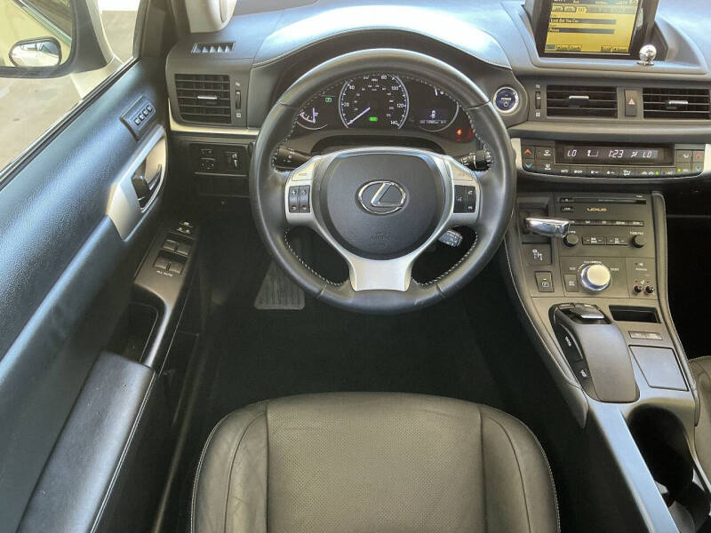 2012 Lexus CT 200h Premium